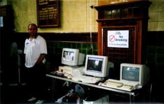 pic9thumb.jpg (16532 bytes)